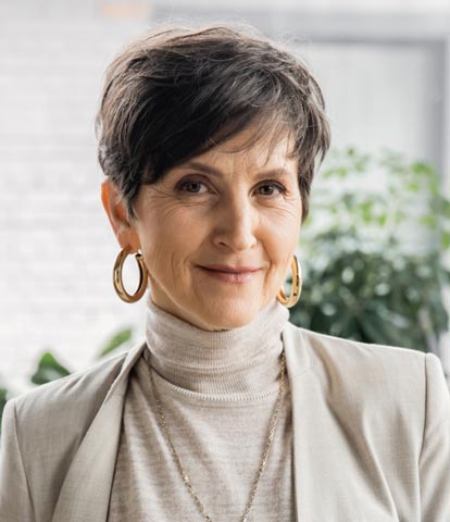 Persona portrait 16 woman